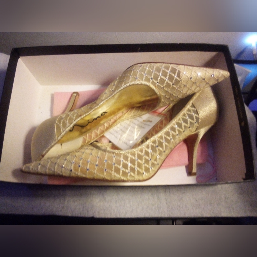 Vaneli heels